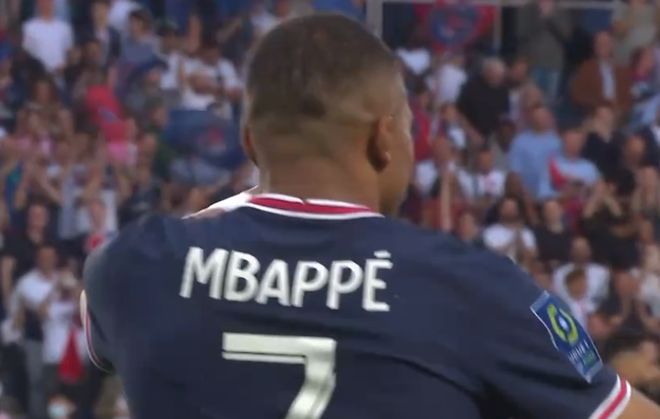 奎因垃圾时间偷袭抢断铁血扣篮，克雷伊奇不满怒喷引发冲突