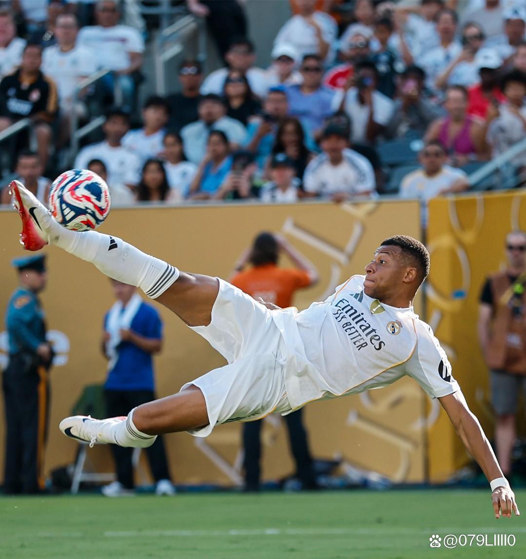 海港亚冠终零封！破2394天魔咒，陈威11次神扑，对手两中门柱