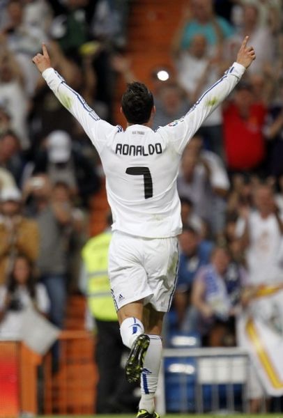 给力新援，加布里埃尔租借加盟海港，贡献11球5助攻